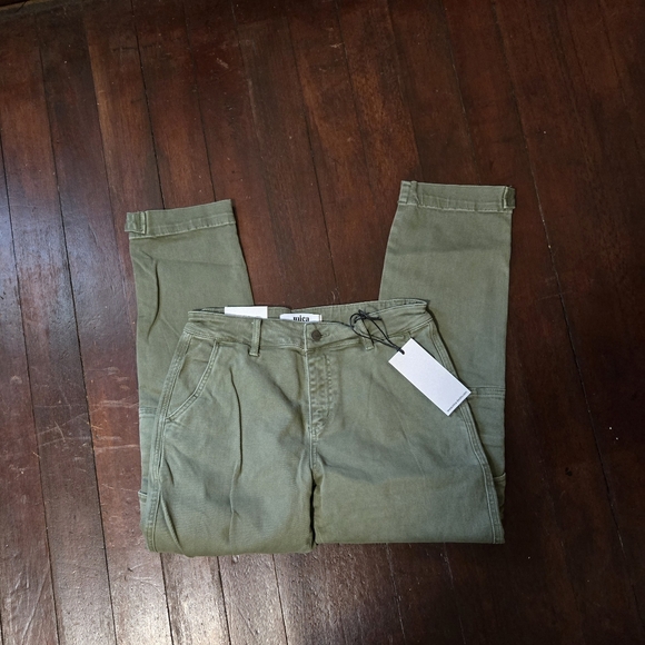 Mica Green Cargo Style High Rise Tapered Crop Straight Leg Pants NEW - Picture 2 of 8